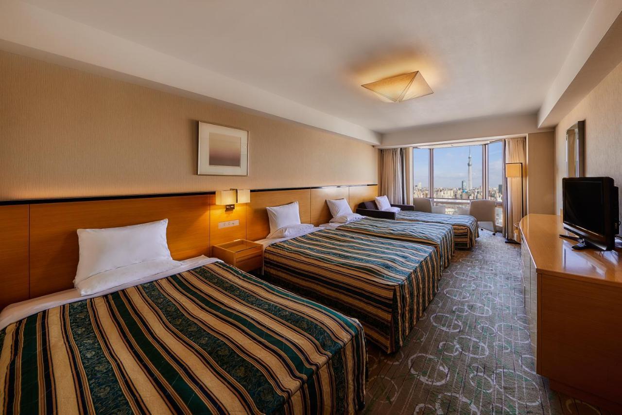 Deluxe Twin Room with Skytree Side with 2 extra beds- Non- Smoking (4 adults)